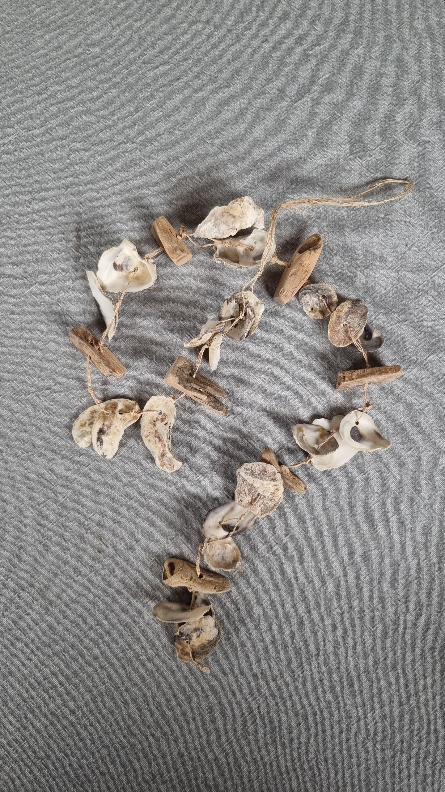 Muschelkette mit Treibholz L85cm