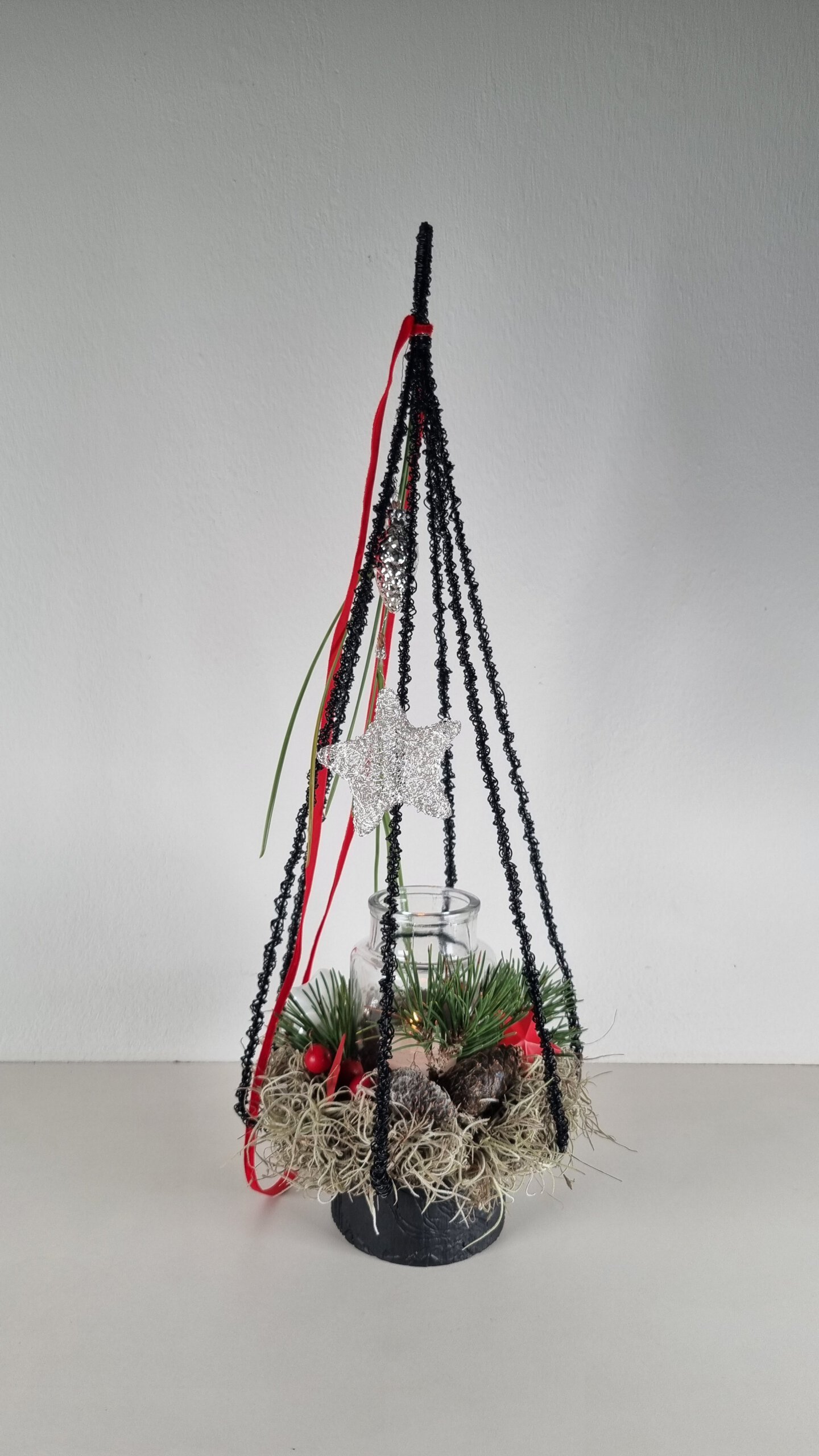 Drahtbaum mit Deko Hca 47cm, handgefertigt