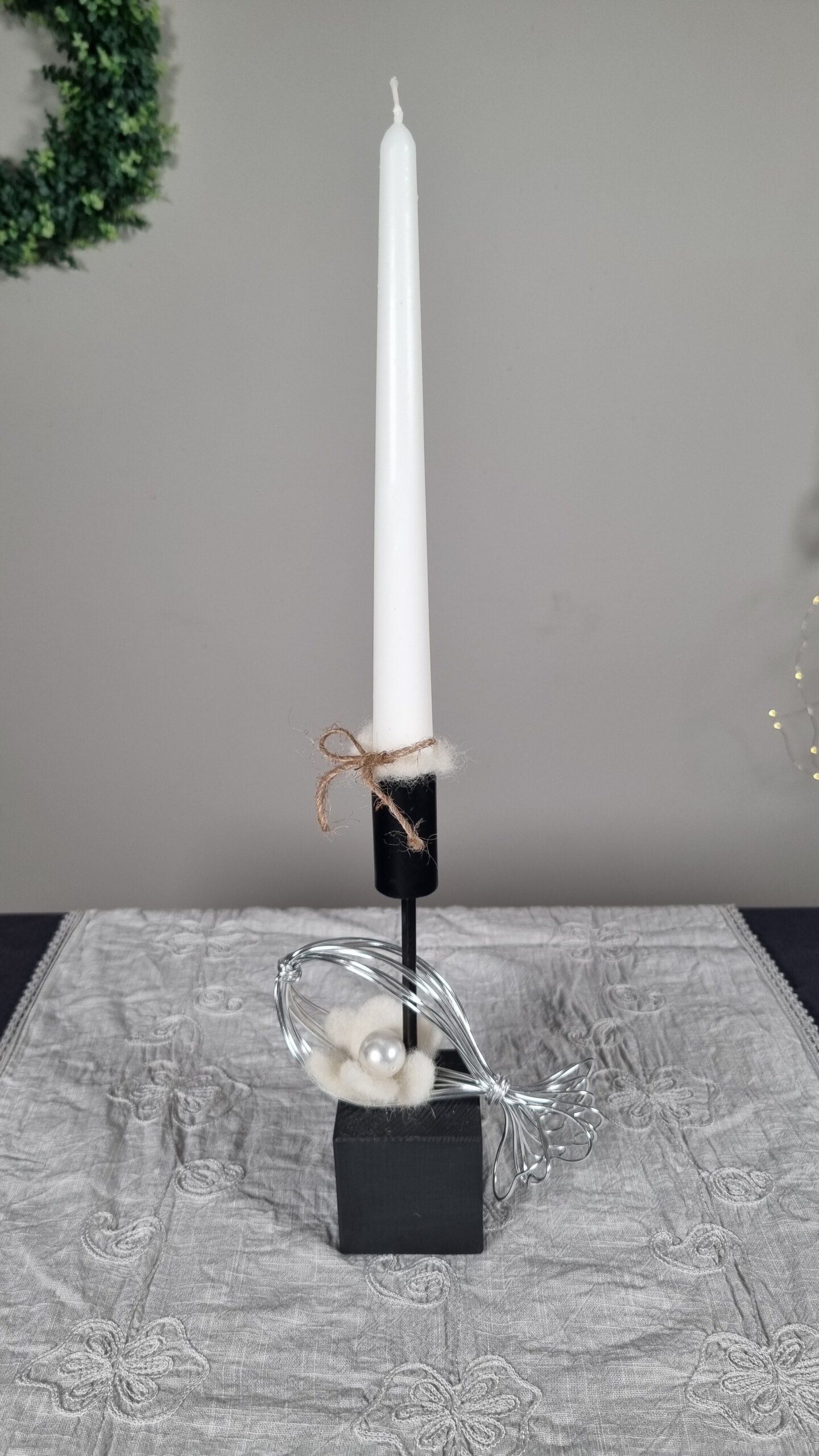 Kerzenhalter mit Fisch Höhe mit Kerze ca.40cm, silber-schwarz